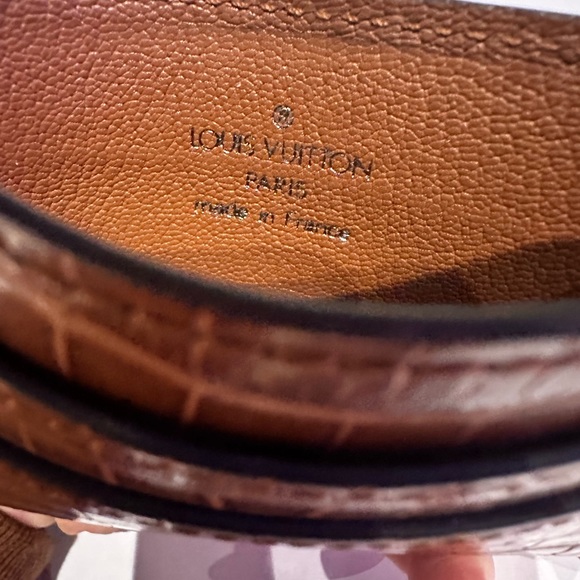 100% authentic Louis Vuitton croc card holder - Picture 2 of 3